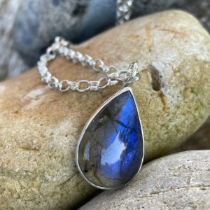 Pear drop Labradorite gemstone and silver pendant