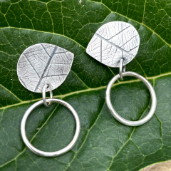 Leaf-Imprint-Hoop-earrings