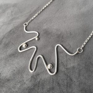 Twisty silver necklace